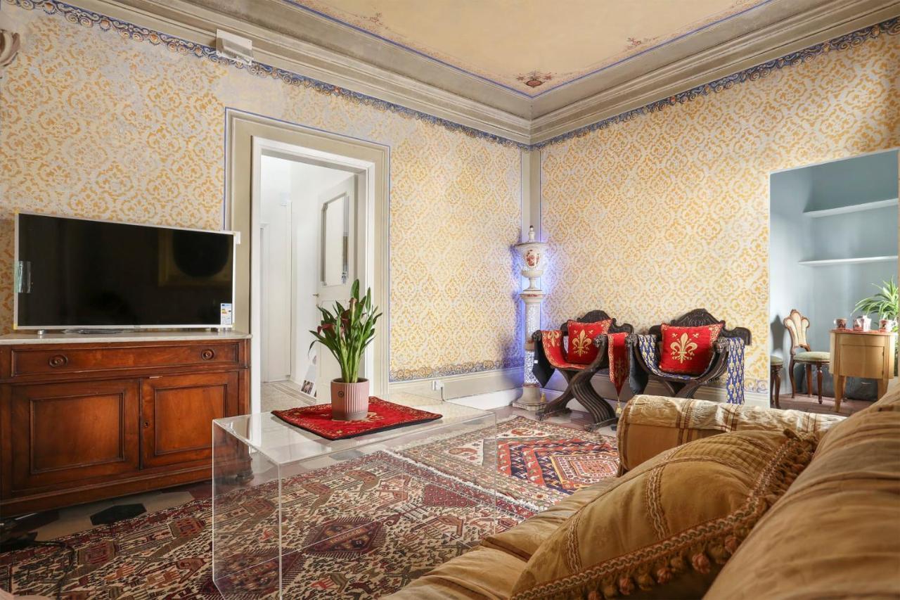 Lullaby Suite Near Palazzo Vecchio And Piazza Signoria -Hosted By Sweetstay 피렌체 외부 사진